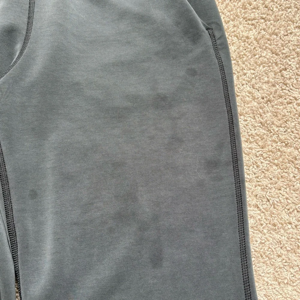 Lululemon Softstreme High-Rise Straight-Leg Cropped Pant